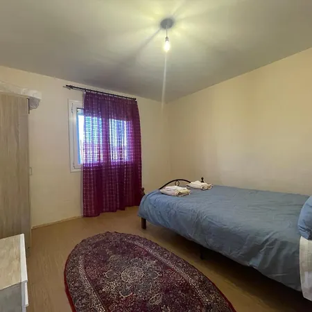 μονοκατοικια 3 δωματιων Holiday home *