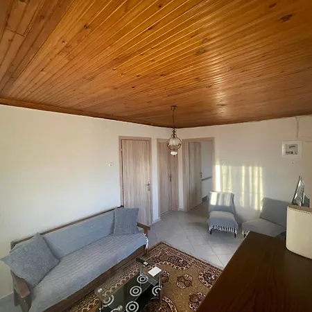 μονοκατοικια 3 δωματιων *