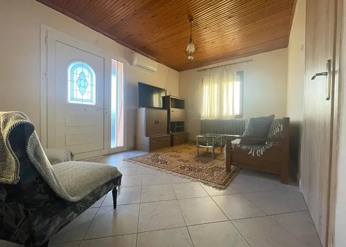 Vakantiehuis μονοκατοικια 3 δωματιων *